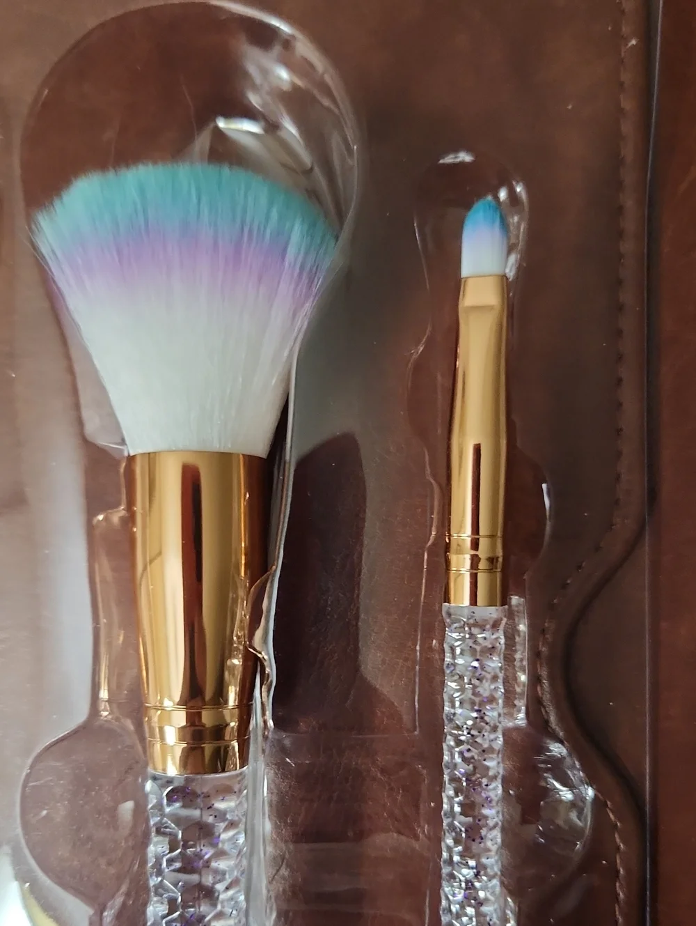 NWT 2 pc cosmetic brush set